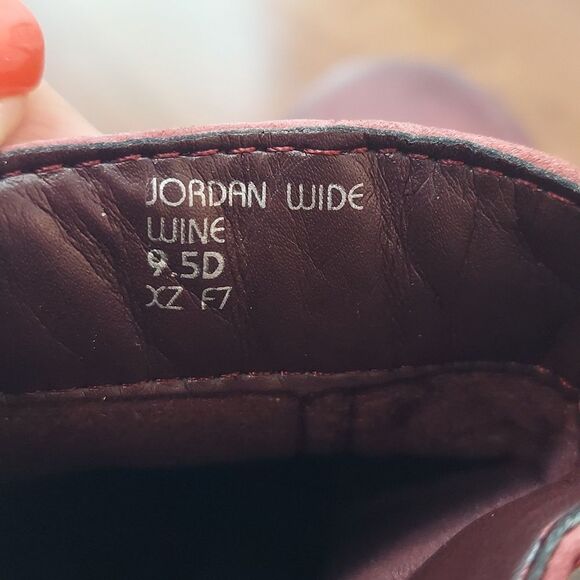 Earth Jordan Ankle Moto Bootie Distressed Red Wine Leather - Women 9.5 D - Picture 7 of 8